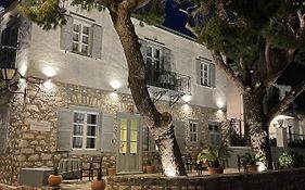Ξενώνας Πιτυούσσα
